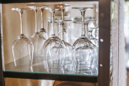 The Ultimate Guide to Modern Wine Storage: Preserving Quality and Improving Asthetic