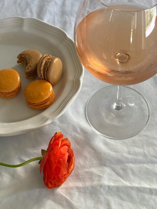The Ultimate Guide to Rosé Wine in Italy: Discovering the Pink-Hued Treasures of Italian Vineyards